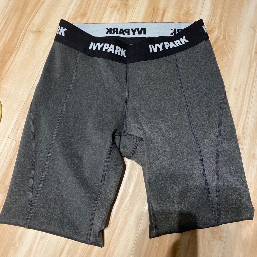 Ivy Park leggings (never worn)